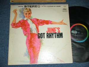 画像1: JUNE CHRISTY - JUNE'S GOT RHYTHM (VG+++/Ex)/ 1958 US AMERICA ORIGINAL  1st Press "BLACK with RAINBOW CAPITOL Logo on LEFT Label" STEREO LP 