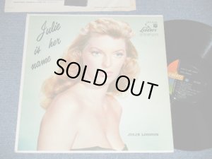画像1: JULIE LONDON - JULIE IS HER NAME ( DEBUT ALBUM )  (Ex++/Ex+++) / 1960 US AMERICA ORIGINAL MONO "1st Press LIBERT Credit Front Cover""2nd Press Un-Glossy Jcaket " "3rd Press BACK Cover" "2nd PRESS Color LIBERTY LABEL" Used LP  