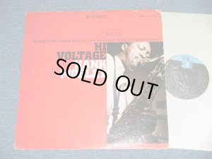 画像1: HANK MOBLEY - HI VOLTAGE ( Ex+/MINT- : SWOBC ) / 1970 Version US AMERICA REISSUE "BLACK with LIGHT BLUE LOGO on LEFT SIDE Labell" Used LP 