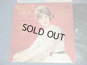 画像1: SKEETER DAVIS -  CLOUDY, WITH OCCASIONAL TEARS ( Ex+/Ex+++ TapeSeam)  / 1963 US AMERICA ORIGINAL MONO Used LP