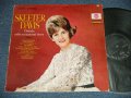 SKEETER DAVIS -  CLOUDY, WITH OCCASIONAL TEARS ( Ex/Ex+++ Looks:Ex++)  / 1963 WEST GERMANY ORIGINAL STEREO  Used LP