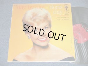 画像1: DORIS DAY - DAY BY DAY (Ex++/Ex+++) / 1957 US AMERICA ORIGINAL "6 EYES Label" Mono Used LP