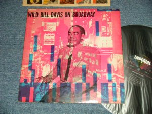 画像1: WILD BILL DAVIS - ON BROADWAY (Ex/Ex+++ TAPESEAM, EDSP, WOBC )  / 1956 US AMERICA ORIGINAL MONO  Used LP