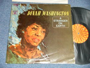 画像1: DINAH WASHINGTON -  A STRANGER IN EARTH (VG/Ex++ WTRDMG, STPOBC ) / 1964  US AMERICA  ORIGINAL 1st Press  "ORANGE & YELLOW  Label"  STEREO Used LP