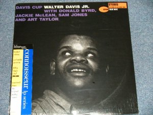 画像1: WALTER DAVIS JR. - DAVIS CUP (SEALED) / 1995 US AMERICA REISSUE "180 gram Heavy Weight" "BRAND NEW SEALED"  LP