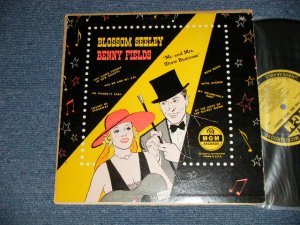画像1: BLOSSOM SEELEY + BENNY FIELDS - MR. & MRS. SHOW BUSINESS (Ex++/Ex++) / 1940's? US AMERICA ORIGINAL MONO  Used  10" LP 
