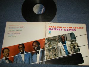 画像1: The RAMSEY LEWIS TRIO - DANCING IN THE STREET (Ex++/Ex+++ Looks;Ex++  EDSP)  / 1967 US AMERICA ORIGINAL "1st Press BLUE Label" STEREO Used LP