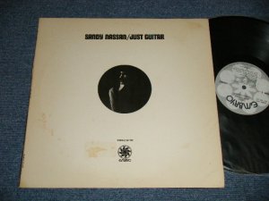 画像1: SANDY NASSAN (JAZZY GUITARIST) - JUST GUITAR (Ex+/MINT-) / 1970 US AMERICA ORIGINAL "WHITE LABEL PROMO" Used LP 