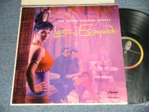 画像1: GEORGE SHEARING QUINTET - LATIN ESCAPADE (Ex++/MINT- EDSP) / 1959 Version US AMERICA 2nd Press "BLACK with RAINBOW CAPITOL Logo on LEFT Label" MONO Used LP 