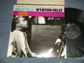 WYNTON KELLY - KELLY BLUE (Ex+++/Ex+++ Looks:MINT-) /1971 Version US AMERICA ORIGIAN 1st ISSUE on STEREO "BLACK with SILVER PRINT Label" Used LP