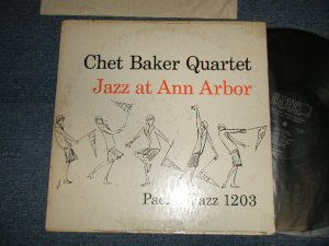 画像1: CHET BAKER  - JAZZ AT ANN ARBOR (Ex/Ex++) / 1971 US AMERICA 2nd Press Label Version "BLACK with WORLD PACIFFIC on Top Label"  MONO Used LP