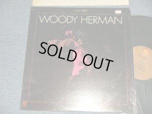 画像1: WOODY HERMAN - GIANT STEPS (MINT-/MINT-) / 1973 US AMERICA ORIGINAL Used LP  