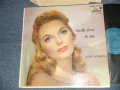 JULIE LONDON -  MAKE LOVE TO ME  (Ex++/MINT- B-3,4:Ex++ EDSP) / 1957 US AMERICA  ORIGINAL "TURQUOISE GREEN Label" MONO Used  LP 