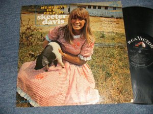 画像1: SKEETER DAVIS - MY HEARTS IN THE COUNTRY (Ex++/Ex+++ EDSP) / 1966 US AMERICA ORIGINAL MONO Used LP