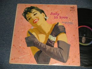 画像1: JUDY GARLAND - JUDY IN LOVE (Ex++/MINT- EDSP) / 1958 US AMERICA ORIGINAL 1st Press "BLACK with RAINBOW Ring 'CAPITOL' Logo on LEFT Label" MONO Used LP