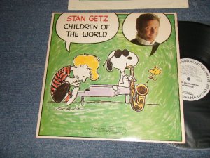 画像1: STAN GETZ  - CHILDERN OF THE WORLD (With CUSTOM INNER SLEEVE)  (Ex++/Ex+++ Looks:MINT-)  / 1979 US AMERICA ORIGINAL "WHITE LABEL PROMO" Used LP