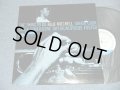 BLUE MITCHELL - THE THING TO DO (Matrix Number A)BNST·84178·A P(Plastylite logo) VAN GELDER STEREO  B)BNST·84178·B VAN GELDER P(Plastylite logo) STEREO) (Ex/Ex+++ Looks:Ex+) / 1965 Version US AMERICA ORIGINAL "NEW YORK USA with DEEP GOOVE Label" ”171 gram” Used LP