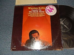 画像1: WYNTON KELLY - COMIN' IN THE BACK DOOR (MINT-/Ex+++ BB) /1963 US AMERICA ORIGIAN MONO Used LP