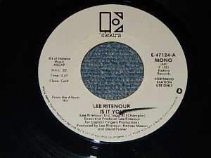 画像1: LEE RITENOUR - IS IT YOU  A)MONO   B) STEREO (MINT-/MINT- WOL) / 1981 US AMERICA ORIGINAL "PROMO ONLY SAME FLIP) Used 7" Single
