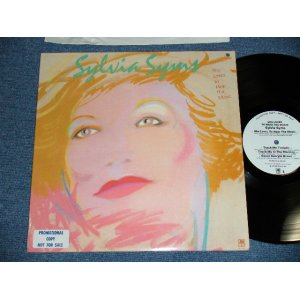 画像: SYLVIA SYMS (with WILL LEE,STEVE KHAN,RON CARTER,PATTI AUSTIN,GWEN GATHRIE,+) - SHE LOVES TO HEAR THE MUSIC  (Funky & Rare Groove Female Singer : Ex++/Ex+++)  / 1978 US AMERICA ORIGINAL "WHITE LABEL PROMO"  Used  LP