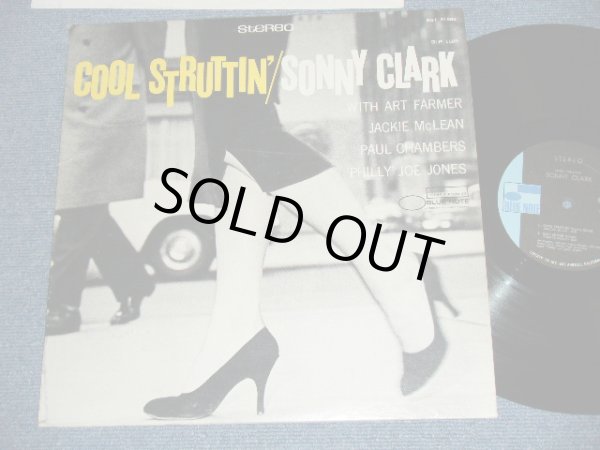 画像1: SONNY CLARK - COOL STRUTTIN'  (BLACK with BLUE logo on Left Side Label :  Ex+++/MINT-)   / 1970's US AMERICA REISSUE STEREO Used LP 