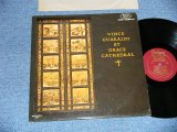 画像: VINCE GUARALDI  - AT GRACE CATHEDRA ( Ex++/Ex+++,Ex++) / 1967 US AMERICA ORIGINAL "MAROON with GOLD PRINT Label" MONO Used LP  