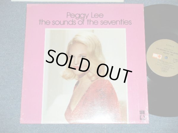 画像1: PEGGY LEE -  THE SOUNDS OF THE SEVENTIES ( MINT-/Ex+++ A-2,3,4:Ex,MINT- ) / 1973? US AMERICA ORIGINAL STEREO Used LP 