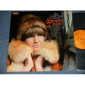 画像: SKEETER DAVIS - THE CLOSET THINK TO LOVE (Ex+++/MINT- ) / 1969 US AMERICA ORIGINAL Used LP 