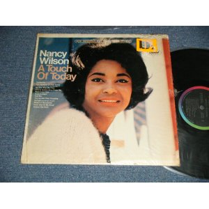 画像: NANCY WILSON  - A TOUCH OF TODAY (MINT-/Ex+++ Looks:Ex++ ) / 1966 US AMERICA ORIGINAL "BLACK with RAINBOW CAPITOL Logo on TOP Label" STEREO Used  LP