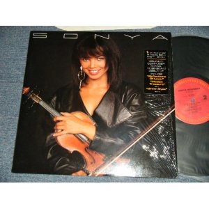 画像: SONYA ROBINSON - SONYA (MINT/MINT) / 1987 US AMERICA ORIGINAL Used LP