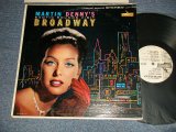 画像: MARTIN DENNY - EXOTIC SOUNDS VISIT BROADWAY (With FLYER!)  (Ex++/Ex++ EDSP) / 1960 US AMERICA ORIGINAL "WHITE LABEL PROMO" STEREO Used LP  