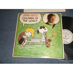 画像: STAN GETZ  - CHILDERN OF THE WORLD (With CUSTOM INNER SLEEVE)  (Ex++/Ex+++ Looks:MINT-)  / 1979 US AMERICA ORIGINAL "WHITE LABEL PROMO" Used LP