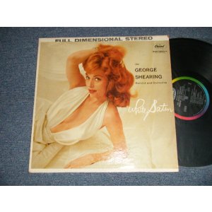 画像: GEORGE SHEARING - WHITE SATIN ( Ex++/Ex+++) / 1961 Version US AMERICA "BLACK With RAINBOW 'CAPITOL' Logo on TOP  Label" STEREO Used LP 