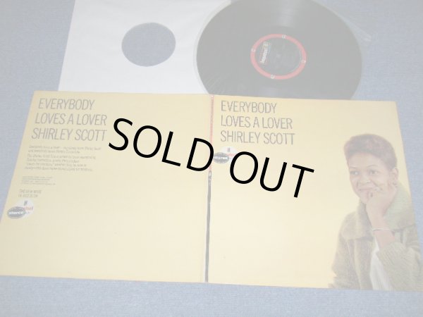 画像1: SHIRLEY SCOTT  with STANLEY TURRENTINE - EVERYBODY LOVES A LOVER (Ex++/Ex++ EDSP) / 1968-1972 Version US AMERICA RE-PRESS / 2nd Press "BLACK with RED RING Label" STEREO Used LP 