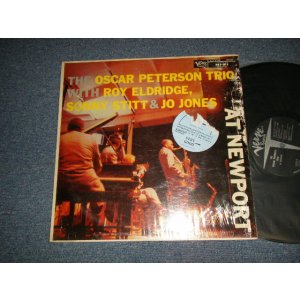 画像: THE OSCAR PETERSON TRIO  - AT NEWPORT(Ex+/MINT-) / 1958 Version US AMERICA  "2nd Press Label" MONO Used LP 