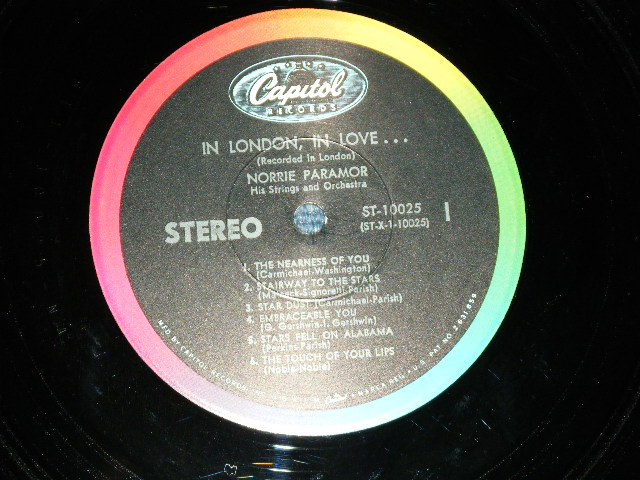 画像: NORRIE PARAMOR - IN LONDON IN LOVE  / 1960'S US AMERICA  3rd Press "'BLACK with RAINBOW Band CAPITOL Logo on TOP Label' STEREO  LP  