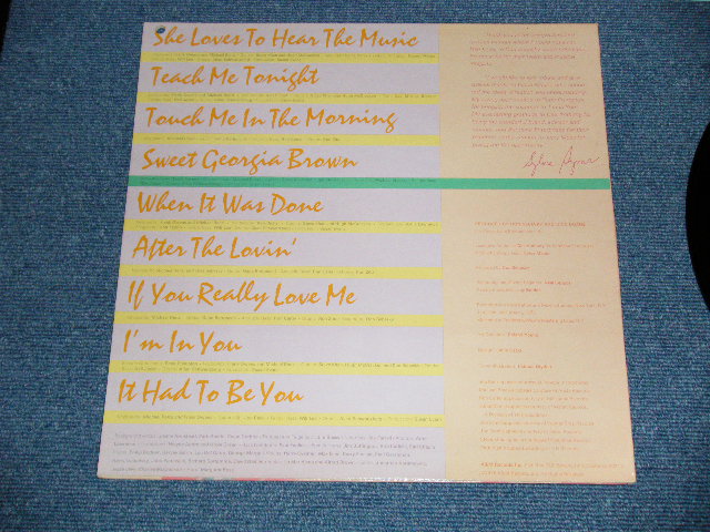 画像: SYLVIA SYMS (with WILL LEE,STEVE KHAN,RON CARTER,PATTI AUSTIN,GWEN GATHRIE,+) - SHE LOVES TO HEAR THE MUSIC  (Funky & Rare Groove Female Singer : Ex++/Ex+++)  / 1978 US AMERICA ORIGINAL "WHITE LABEL PROMO"  Used  LP