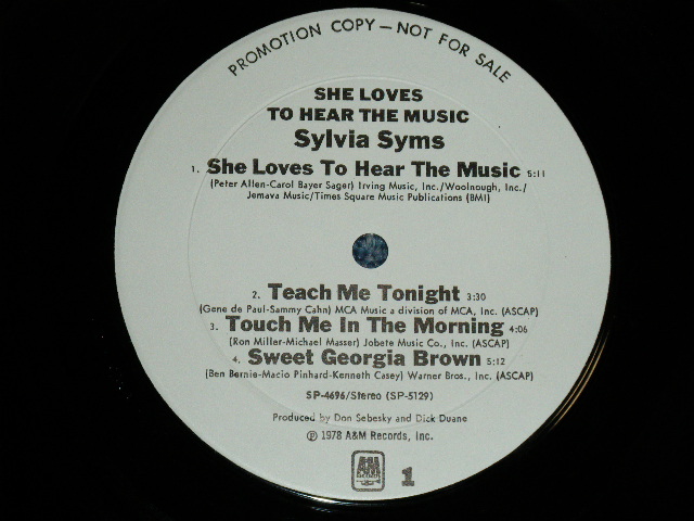 画像: SYLVIA SYMS (with WILL LEE,STEVE KHAN,RON CARTER,PATTI AUSTIN,GWEN GATHRIE,+) - SHE LOVES TO HEAR THE MUSIC  (Funky & Rare Groove Female Singer : Ex++/Ex+++)  / 1978 US AMERICA ORIGINAL "WHITE LABEL PROMO"  Used  LP