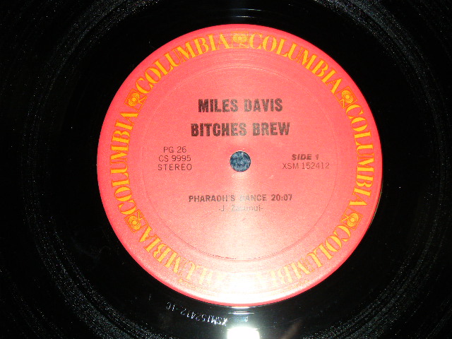 画像: MILES DAVIS - BITCHES BREW(VG+++/MINT-~Ex+++) /  1970 US AMERICA "2nd Press Label"  Used 2-LP
