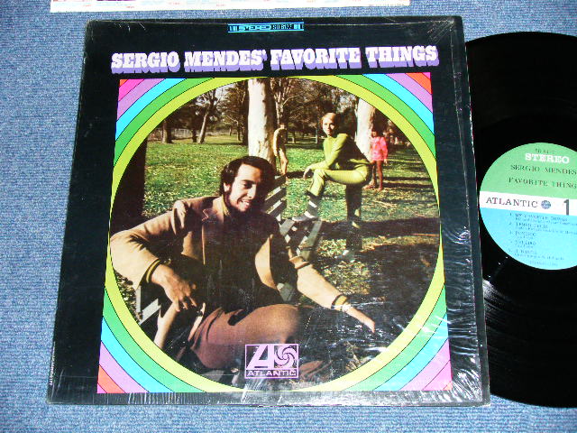 画像1: SERGIO MENDES - SERGIO MENDES' FAVORITE THINGS ( GREEN & BLUE Label : Matrix # A)ST-A-671203-A/B)ST-A-671204-A : MINT-/MINT-)  / 1968 US AMERICA ORIGINAL STEREO Used LP 