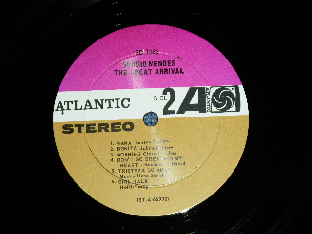 画像: SERGIO MENDES - THE GREAT ARRIVAL ( PURPLE & BROWN  Label : Matrix # A)ST-A-56901-2S  /B)ST-A-56902-2S : Ex++/Ex+++)   / 1966 US AMERICA  STEREO Used LP 