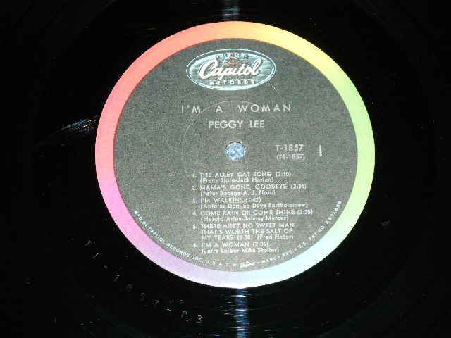 画像: PEGGY LEE - I'M A WOMAN  ( Ex/Ex+++ ) / 1963 US ORIGINAL "BLACK With RAINBOW 'CAPITOL' Logo on TOP Label"  Mono Used LP 