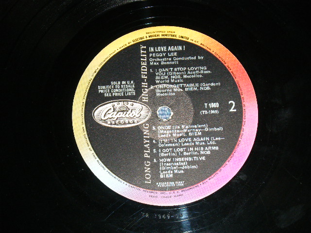 画像: PEGGY LEE - IN LOVE AGAIN!  (Ex++/Ex+++) / 1964 US AMERICA ORIGINAL 1st Press "BLACK with RAINBOW 'CAPITOL Logo on TOP Label"  Mono Used LP 