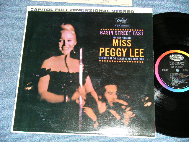 画像1: PEGGY LEE -BASIN STREET EAST ( Ex+++/MINT-) / 1962 Version US AMERICA ORIGINAL 2nd  Press "BLACK With RAINBOW 'CAPITOL' Logo on TOP  Label"  STEREO Used LP 