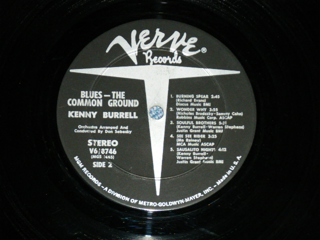 画像: KENNY BURRELL - BLUES - THE COMMON GROUND  ( Ex/Ex+ )  / 1968 US AMERICA ORIGINAL "BLACK with SILVER PRINT Label" STEREO Used LP  