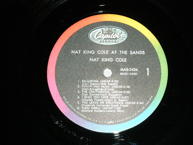 画像: NAT KING COLE - AT THE SANDS  ( Ex+/Ex+++) / 1966 US AMERICA ORIGINAL "BLACK with RAINBOW Band Label"  MONO  Used LP