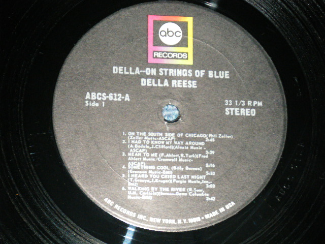 画像: DELLA REESE -  DELLA ON STRINGS OF BLUE  ( Ex/Ex+++ BB Hole)   / 1967 US AMERICA ORIGINAL STEREO Used LP 