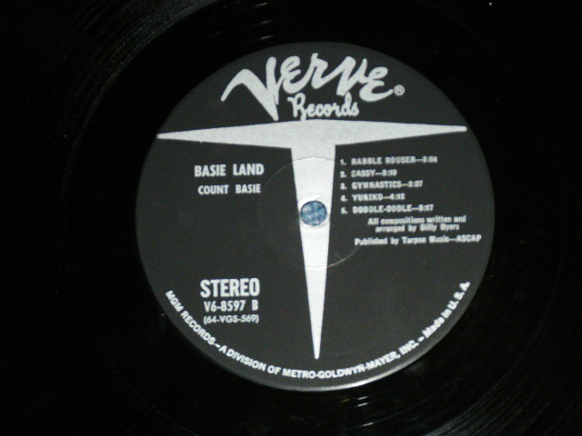 画像: COUNT BASIE - BASIE LAND ( Ex+/Ex+++) / 1964 US AMERICA ORIGINAL STEREO Used LP  