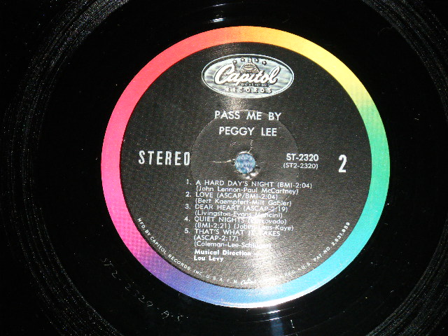 画像: PEGGY LEE - PASS ME BY (Ex++, POOR/Ex+++ TEAROBC) / 1965 US AMERICA ORIGINAL 1st  Press "BLACK With RAINBOW 'CAPITOL' Logo on TOP  Label"  STEREO Used LP 