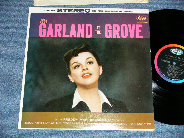 画像1: JUDY GARLAND - AT THE GROVE ( Ex++/Ex+++ B-4:Ex+  )  / 1959 US AMERICA ORIGINAL "BLACK with RAINBOW Ring CAPITOL Logo on TOP Label" STEREO Used LP  